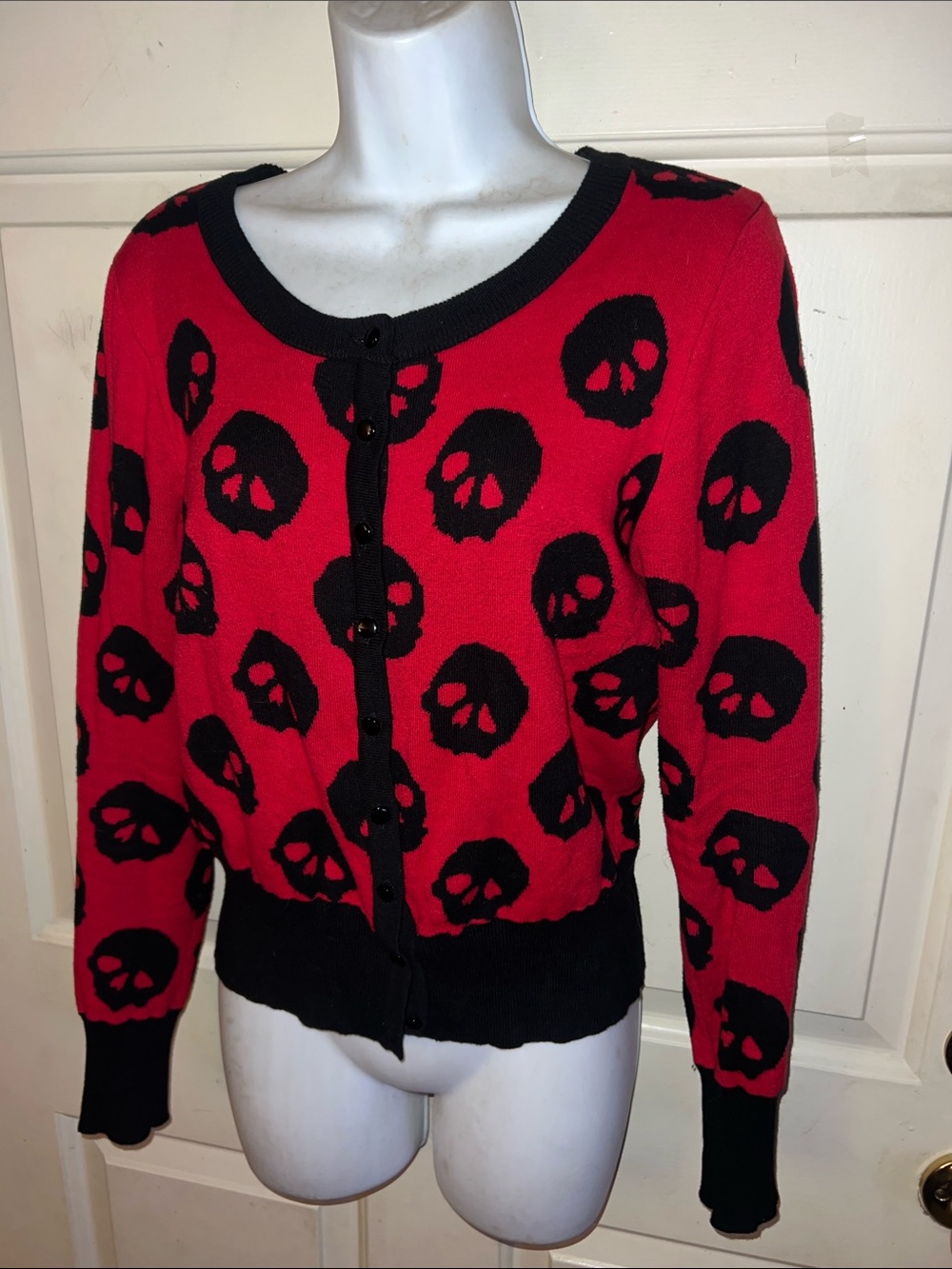 Jawbreaker skull print red and black cardigan XL